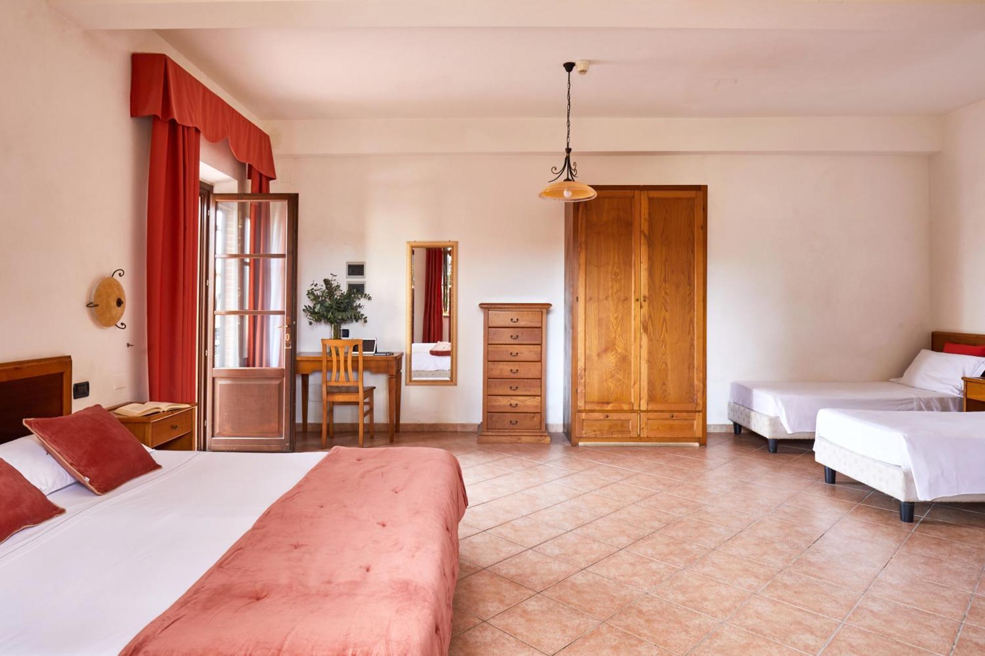 Relais Belvedere มอนเตคาตีนี วัล ดิ เชชินา ภายนอก รูปภาพ