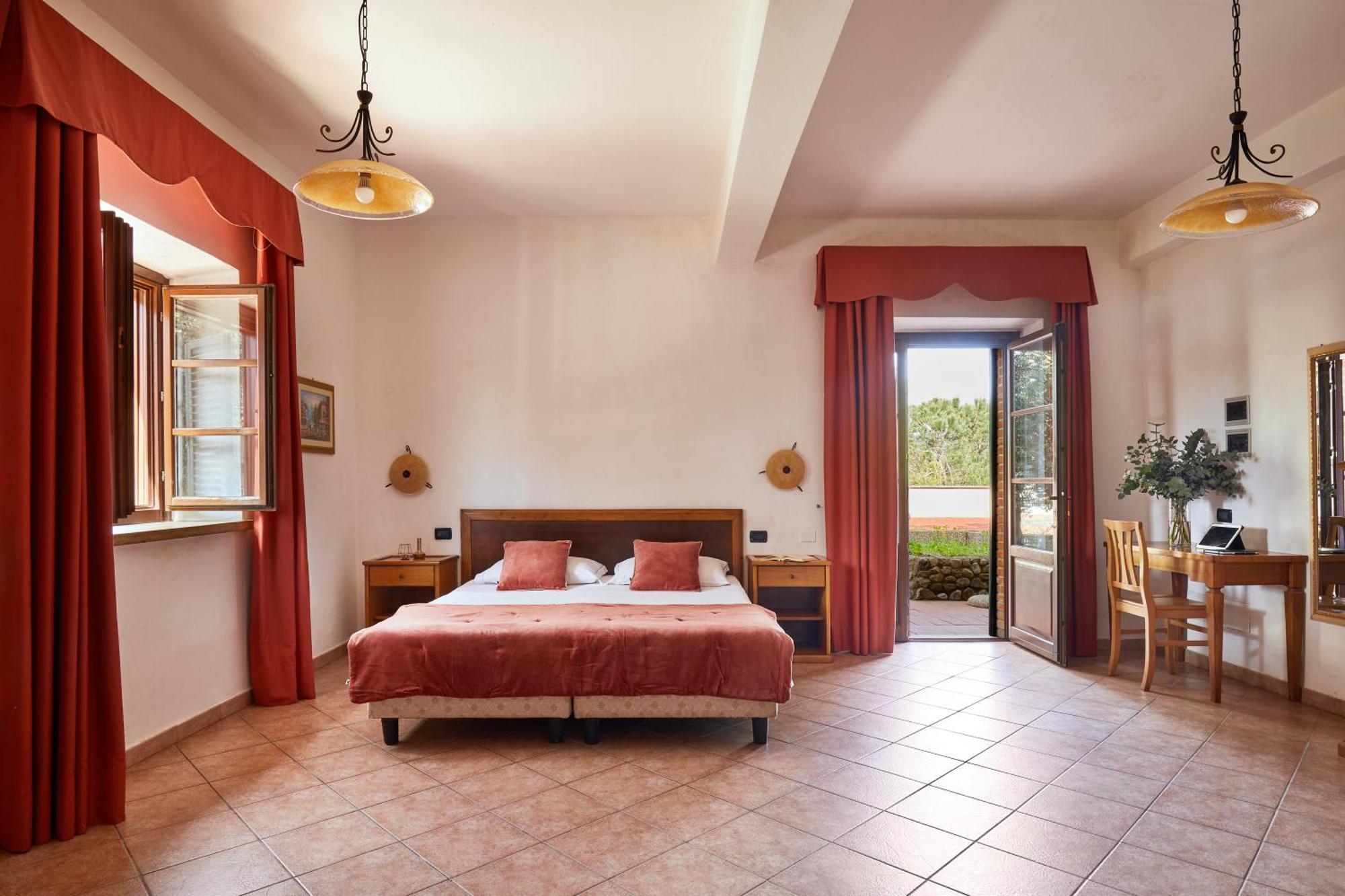 Relais Belvedere มอนเตคาตีนี วัล ดิ เชชินา ภายนอก รูปภาพ