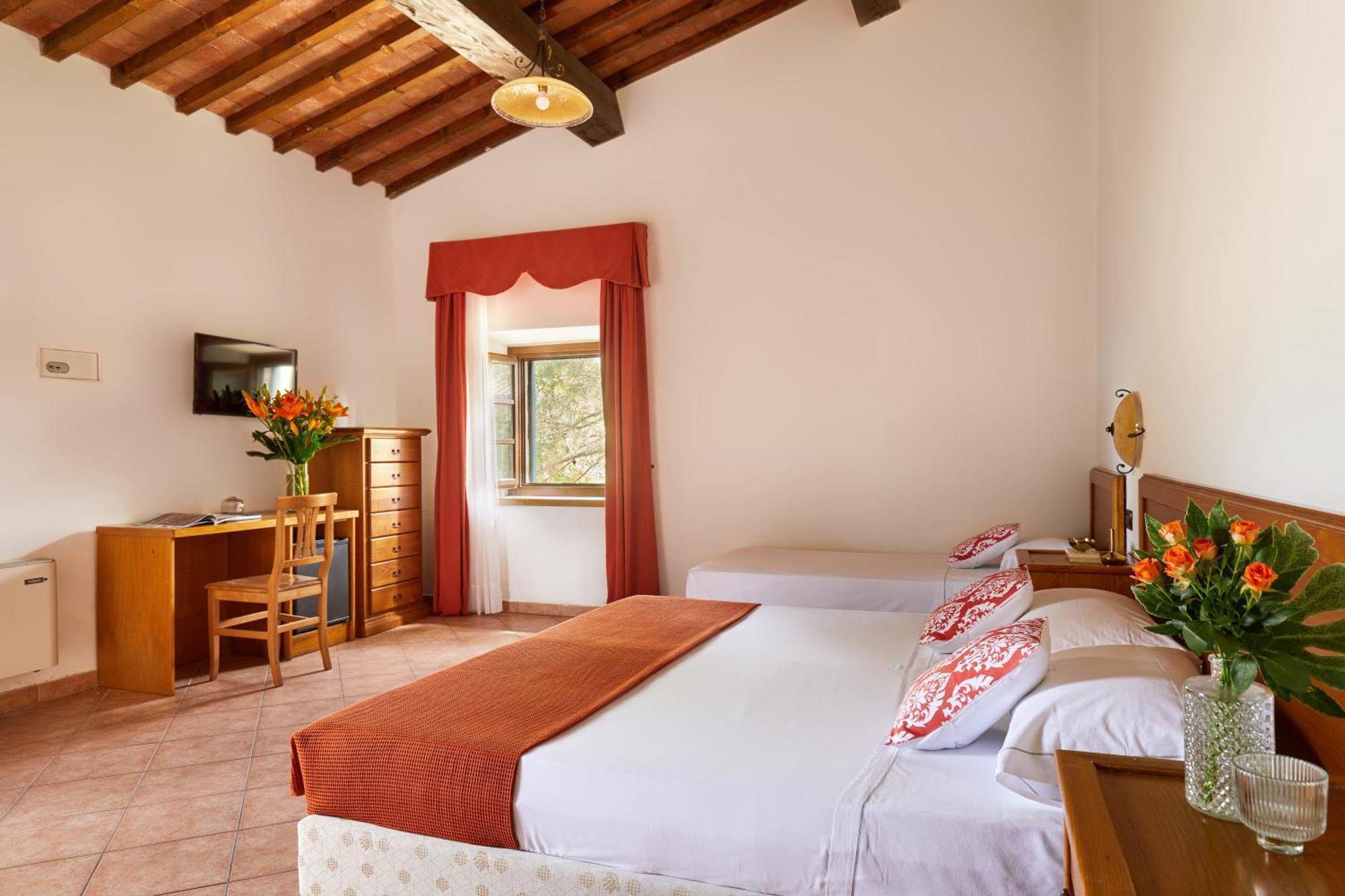 Relais Belvedere มอนเตคาตีนี วัล ดิ เชชินา ภายนอก รูปภาพ