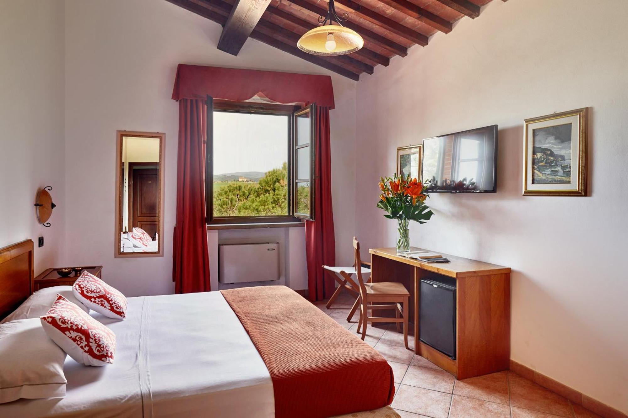 Relais Belvedere มอนเตคาตีนี วัล ดิ เชชินา ภายนอก รูปภาพ